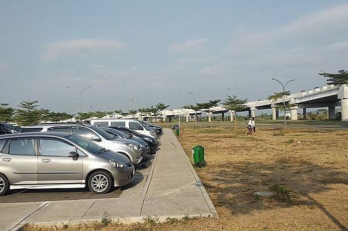  Parkir  di Bandara Berbulan bulan Mobil  Ini Harus Bayar Rp 