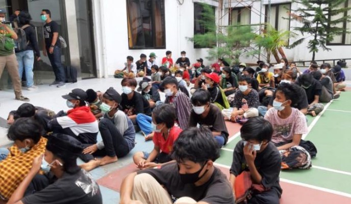 Polres Tangsel Amankan 65 ABG Hendak Ikut Aksi 1812 di Jakarta, Lima Orang Positif Covid-19 1