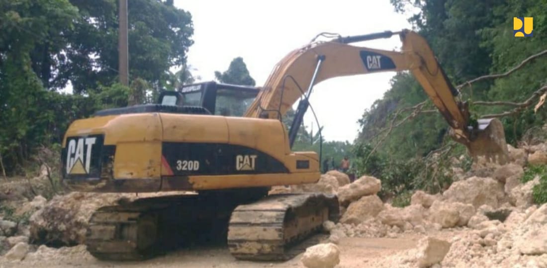 Kementerian PUPR Lakukan Penanganan Darurat Bencana Gempa Bumi di Sulbar dan Banjir di Kalsel 1