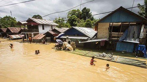 Banjir di Kalsel, Warga Temukan 5 Mayat Terbawa Arus Banjir 1