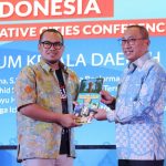 Wakil Wali Kota Tangerang Selatan Pilar Saga Ichsan (kiri) didapuk menjadi pembicara dalam kegiatan Indonesia Creative Cities Network (ICCN) Banjarmasin, Kamis (19/10/2023).