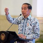 Presiden Jokowi memberikan arahan kepada para Penjabat Kepala Daerah. Foto: Setkab 